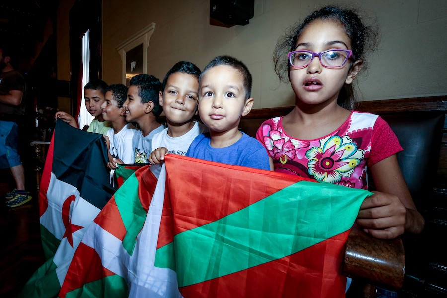  Juan Mari Aburto ha recibido a los pequeños que vienen a pasar sus vacaciones de verano en la capital vizcaína con familias de acogida