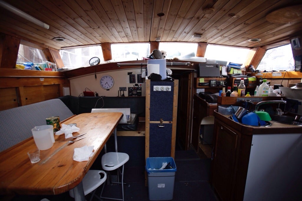 Nos colamos en la nave de la expedición Mars Gaming al polo norte geomagnético