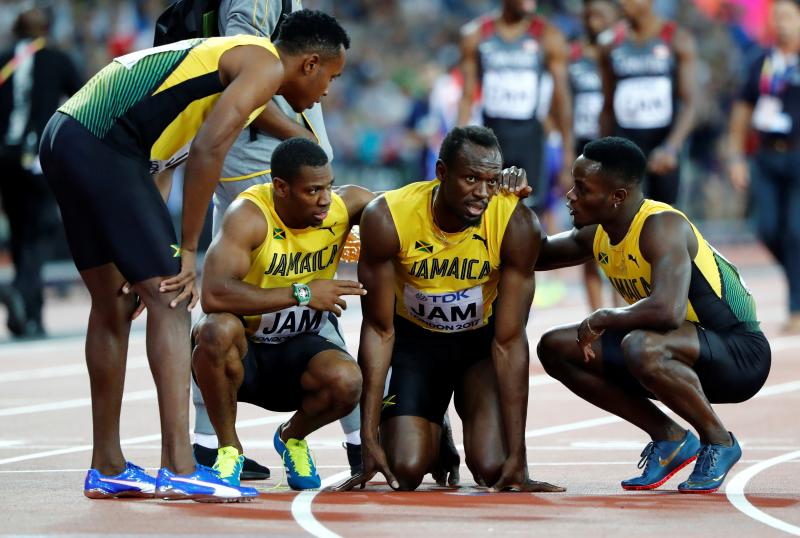 Triste adiós del jamaicano, que se lesionó en su último sprint como profesional en la final de relevos