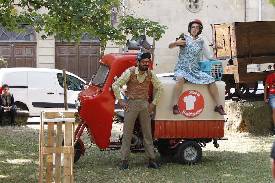 La localidad alavesa recibe a cientos de visitantes en el Día del Pastor, en el que se han podido degustar los mejores quesos