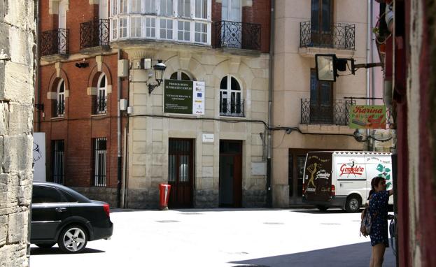 La Empresa Municipal de la Vivienda, (Vuranda), funcionó entre los años 2004 y 2016. 