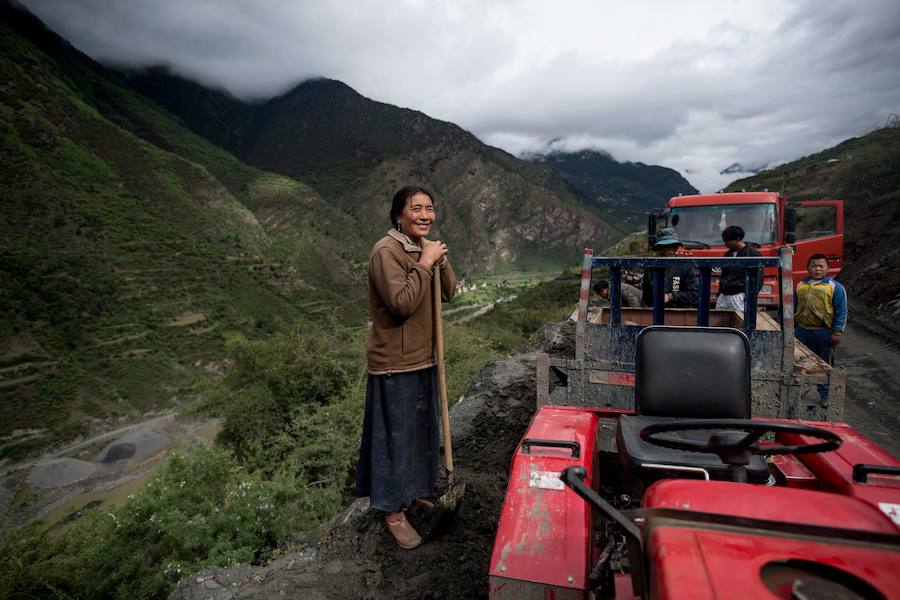 Los Zhaba son una etnia de la provincia de Sichuan, en el Tibet. Rechazan la monogamia y su cultura es matrilineal, aunque avances como la llegada de internet o mejoras en infraestructura han expuesto a los Zhaba a otros estilos de vida