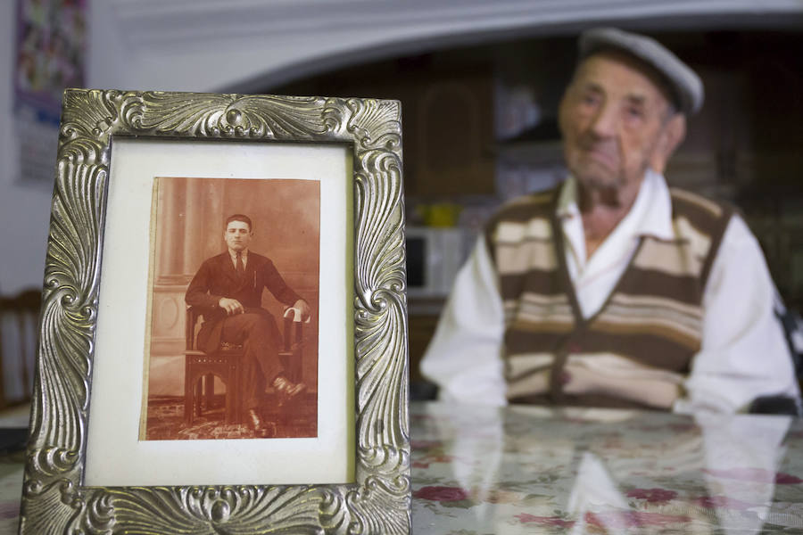 Natural de Bienvenida, este pancense se ha convertido en el hombre más longevo con 112 años