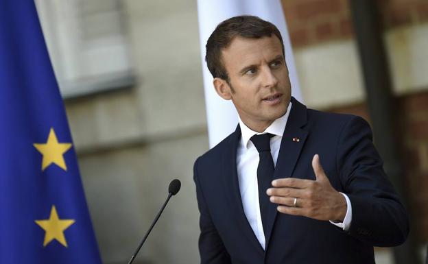 Macron gasta 26.000 euros en maquillaje en solo tres meses