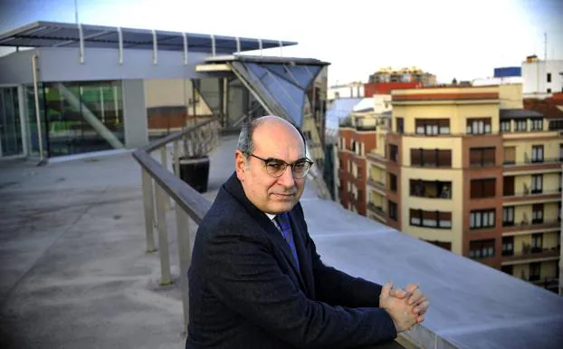 Jon Darpón, durante una entrevista en Bilbao.