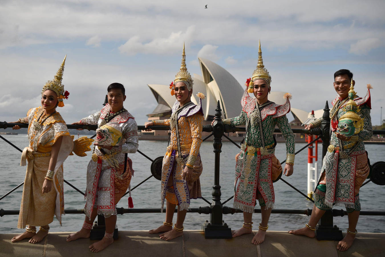 El grupo de danza ha celebrado los 65 años de relaciones bilaterales entre Australia y Tailandia.