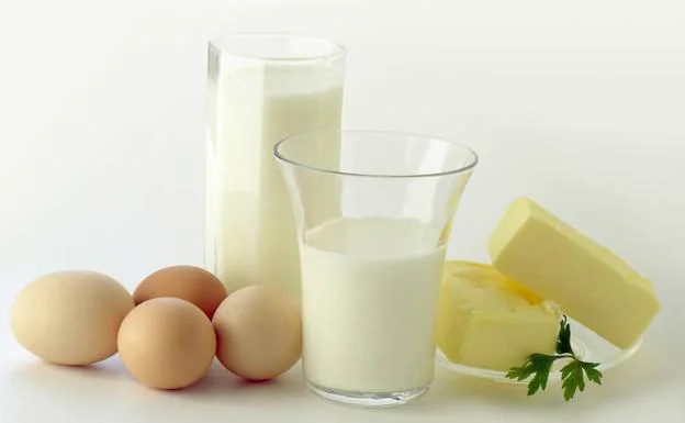 La leche y los huevos son algunos de esos alimentos.