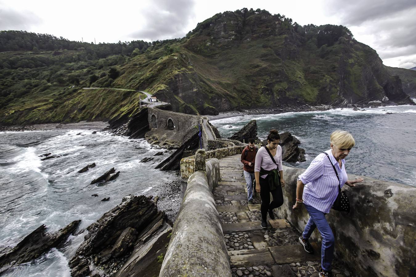 San Juan de Gaztelugatxe, visita obligada para el turista