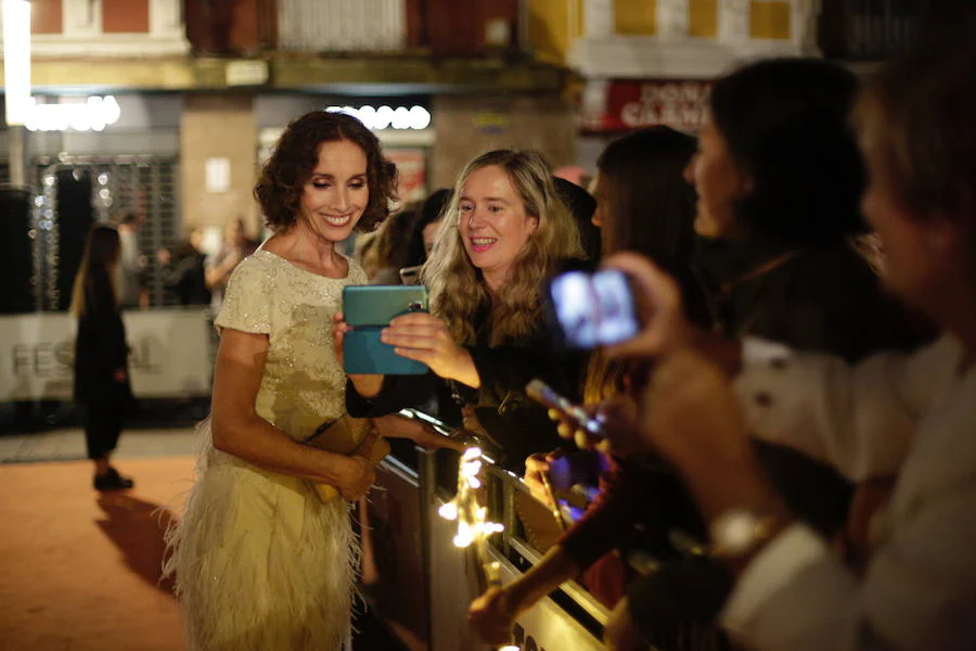 Ana Belén y el elenco de &#039;Traición&#039; eclipsan la alfombra naranja del FesTVal 