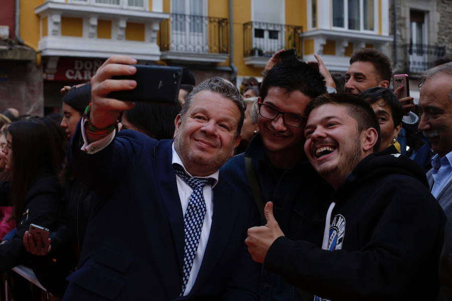 Las fotos de la alfombra naranja de la gala de clausura del FesTVal