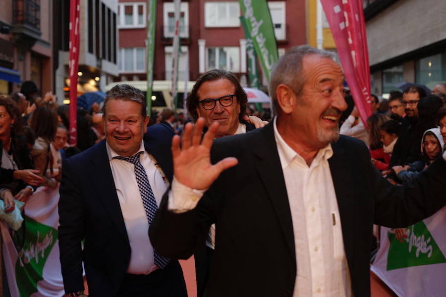 Las fotos de la alfombra naranja de la gala de clausura del FesTVal