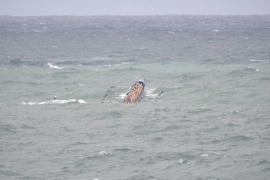 Los 'aguiluchos' con una sensacional actuación en 'popare' remontan los diez segundos de desventaja que tenía sobre Urdaibai