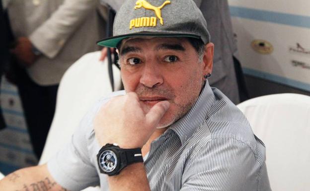 Diego Armando Maradona. 