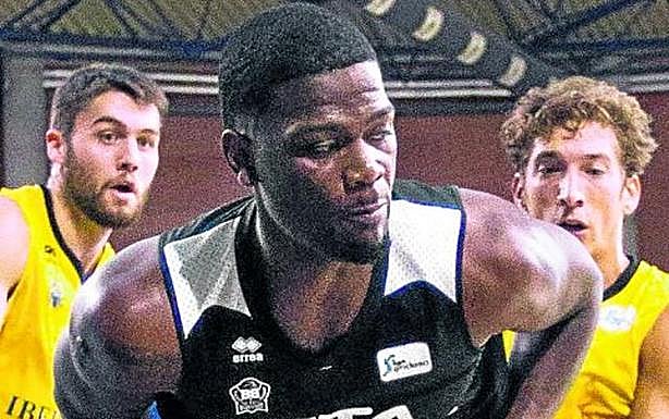 Jameel McKay, en el amistoso ante el Iberostar. 