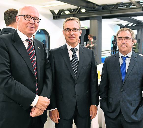 José María Iruarrizaga, Óscar Villasante y Joseba Aurrekoetxea. 