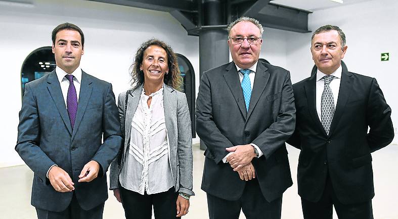 Imanol Pradales, Leire Bilbao, José Antonio Jainaga y José Ángel Corres.