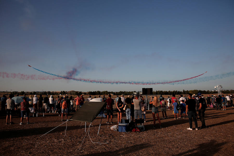 La capital griega fue escenario de un evento en el que participaron los mejores pilotos de aviones del mundo