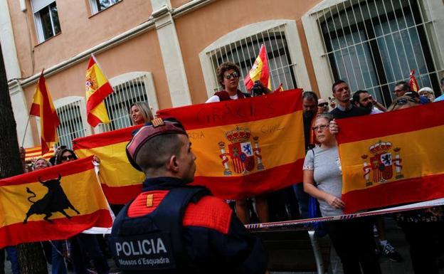 Marcha en defensa de la identidad hispana de Cataluña.