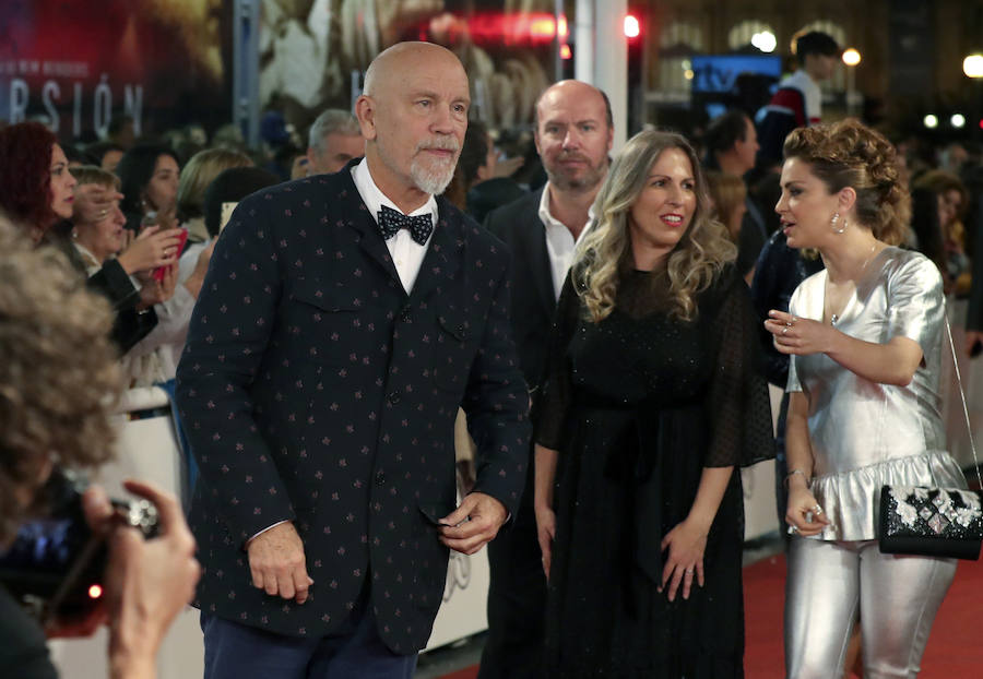 Los miembros del Jurado Oficial presidido por el actor y realizador, John Malkovich, momentos antes de participar en la gala de clausura de la 65 edición del Festival Internacional de Cine de San Sebastián. 