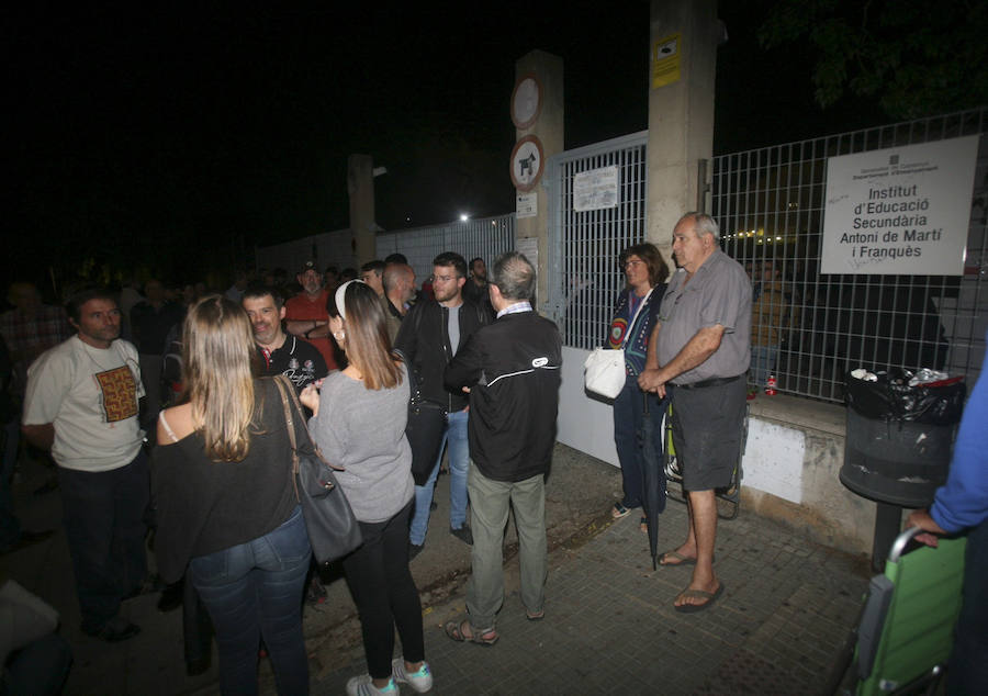 La llegada de urnas y papeletas