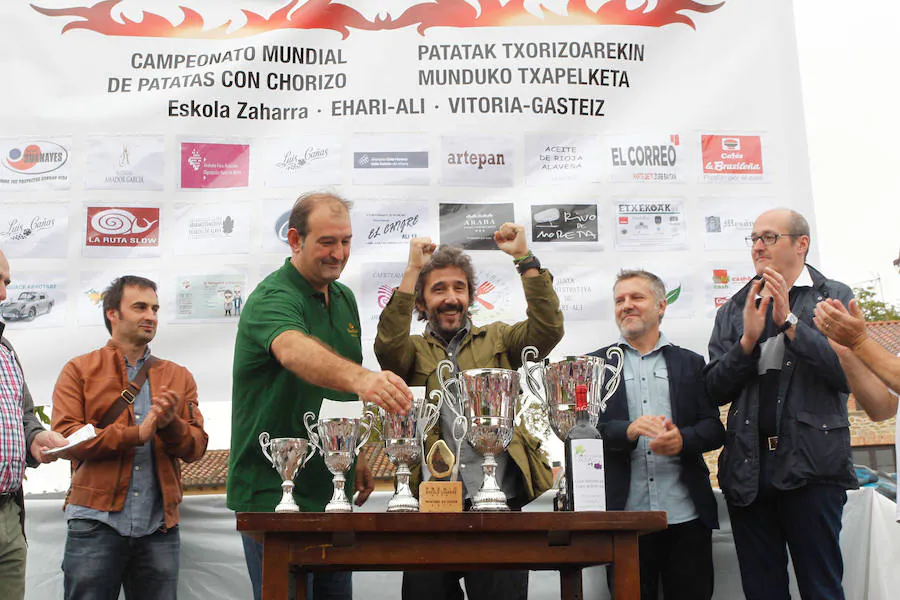 Ali acoge el séptimo Campeonato Mundial de Patatas con Chorizo con la presencia de 32 parejas y un homenaje al chef Diego Guerrero