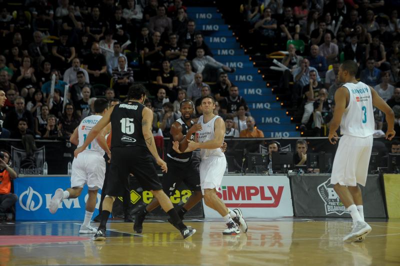 Las mejores imáganes del RETAbet Bilbao Basket - Real Madrid de la Liga Endesa 2017
