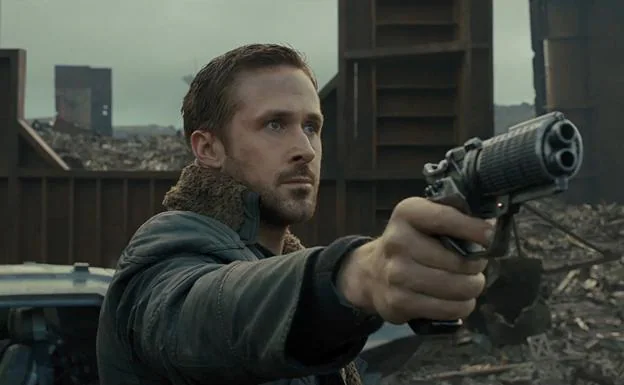 Imagen. Gosling, rodeado.