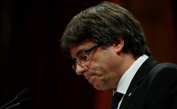 Puigdemont baraja una respuesta ambigua a Rajoy 