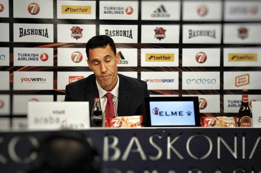 Los últimos pasos de Pablo Prigioni en el Buesa Arena como entrenador del Baskonia