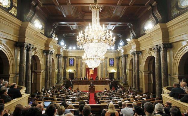 Vista general del Parlamento de Cataluña durante un pleno extraordinario.