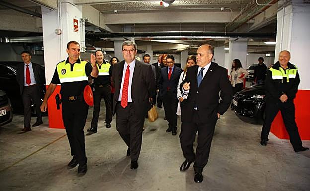 Imagen principal - La nueva comisaría de Basurto permitirá interponer denuncias por videoconferencia