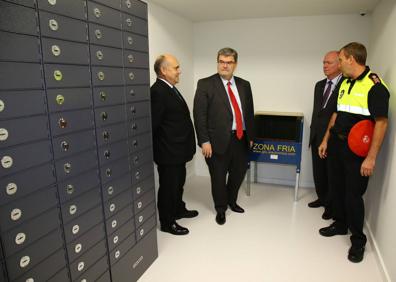 Imagen secundaria 1 - La nueva comisaría de Basurto permitirá interponer denuncias por videoconferencia