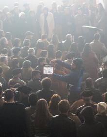 Imagen secundaria 2 - Tres momentos del rodaje de 'Vitoria. 3 de marzo'.