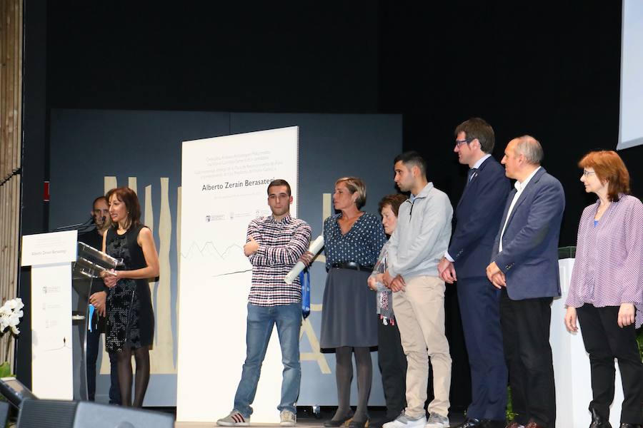 Las fotos del homenaje de Vitoria y Álava a Alberto Zerain