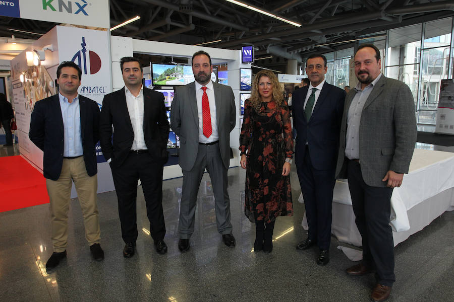 Joseba Urgoiti, Gonzalo Irizar, César Viadero, Sara Macho, Jesús Tapia y Zigor Aurrekoetxea. 