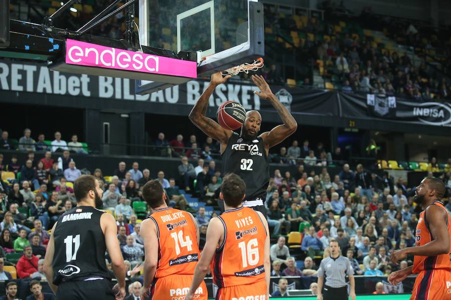 Las mejores imágenes del Bilbao Basket - Valencia Basket