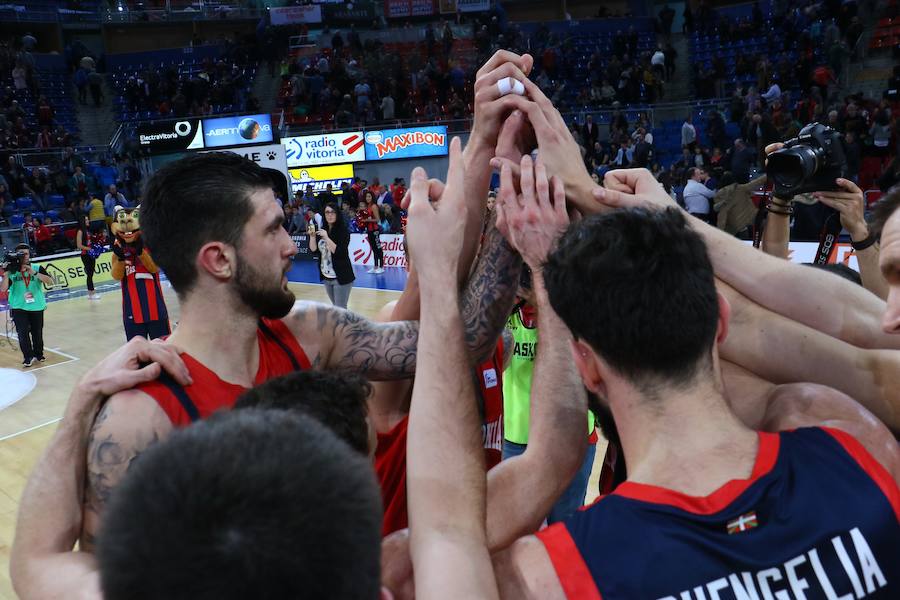 Las mejores imágenes del partido Baskonia - Joventut de la Liga Endesa 2017/2018.