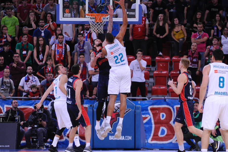 Fotos del Baskonia - Real Madrid de Euroliga 2017-18