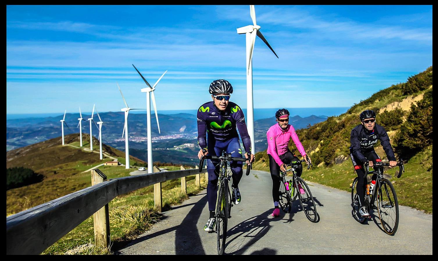 Acompañamos a cuatro ciclistas hasta la cima de Oiz, final de etapa en la ronda de 2018