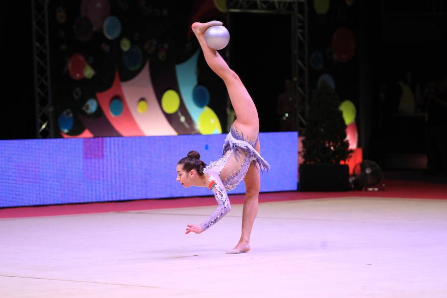 Las mejores imágenes de la gala internacional Euskalgym, celebrada en el Buesa Arena de Vitoria