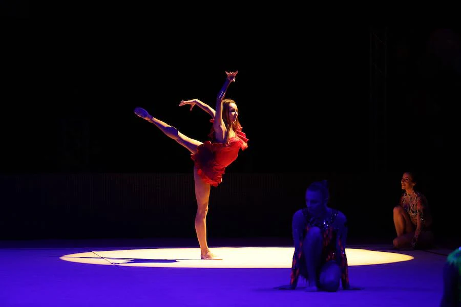 Las mejores imágenes de la gala internacional Euskalgym, celebrada en el Buesa Arena de Vitoria