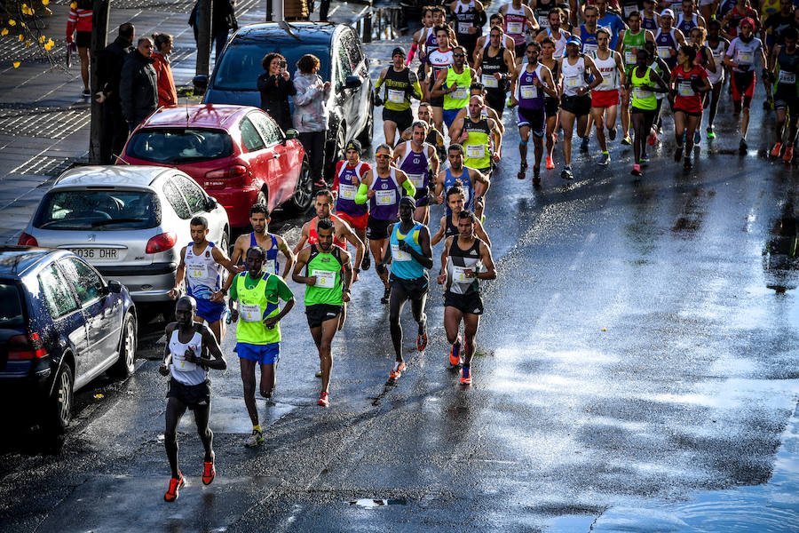 Hoy se ha celebrado la carrera, organizada por el Club Atletismo Santurtzi, IMD de Santurtzi y Ayuntamiento de Bilbao, que celebra su vigésimo novena edición 