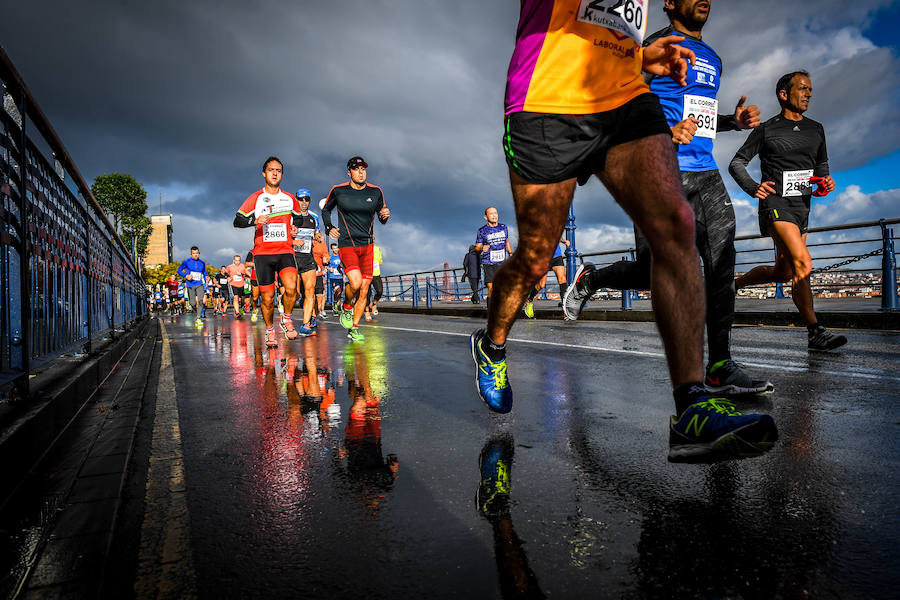 Hoy se ha celebrado la carrera, organizada por el Club Atletismo Santurtzi, IMD de Santurtzi y Ayuntamiento de Bilbao, que celebra su vigésimo novena edición 