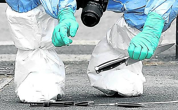 Las pruebas de ADN son, desde su descubrimiento, un pilar fundamental en las investigaciones policiales.