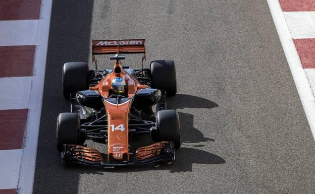 Fernando Alonso, con su McLaren Honda. 