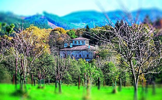 El palacio Munibe fue rehabilitado tras sufrir un incendio en 1992. 