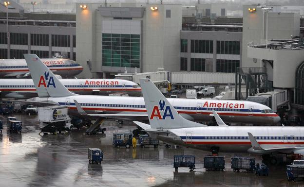 Varios aviones de American Airlines, en el aeropuerto de Miami.