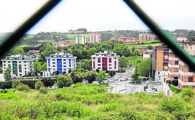 Solar en el que estaba previsto que se construyera el polideportivo. 