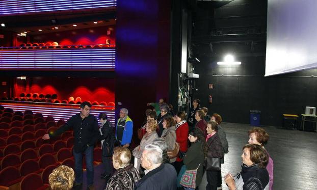 246 mirandeses forman parte ya del club de Amigos del Teatro Apolo