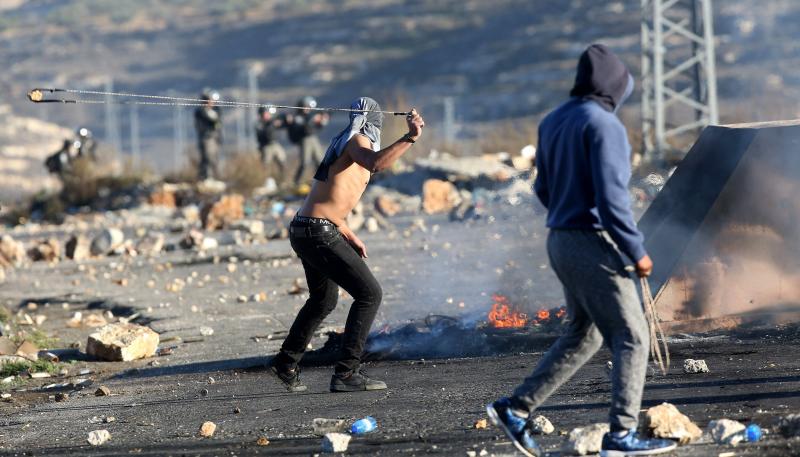 Miles de personas de Cisjordania y Gaza salen a protestar la decisión de Donald Trump de reconocer a Jerusalén como la capital israelí